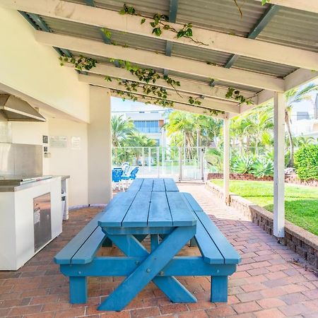 Beach Palms Holiday Apartments 골드코스트 외부 사진