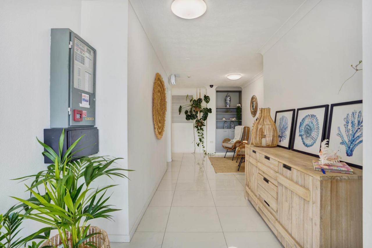 Beach Palms Holiday Apartments 골드코스트 외부 사진