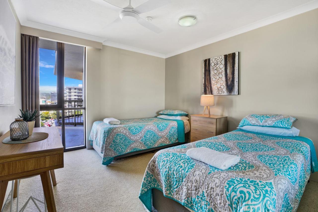 Beach Palms Holiday Apartments 골드코스트 외부 사진