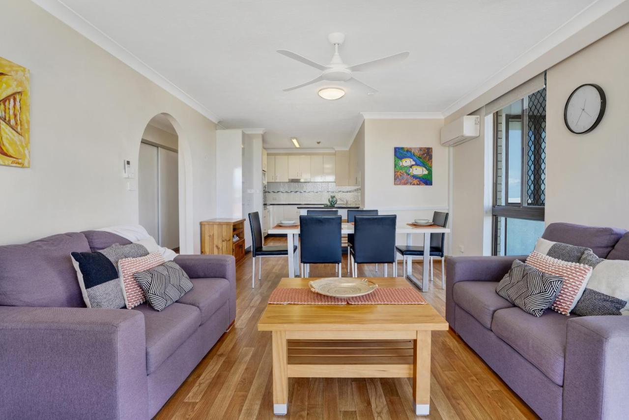 Beach Palms Holiday Apartments 골드코스트 외부 사진