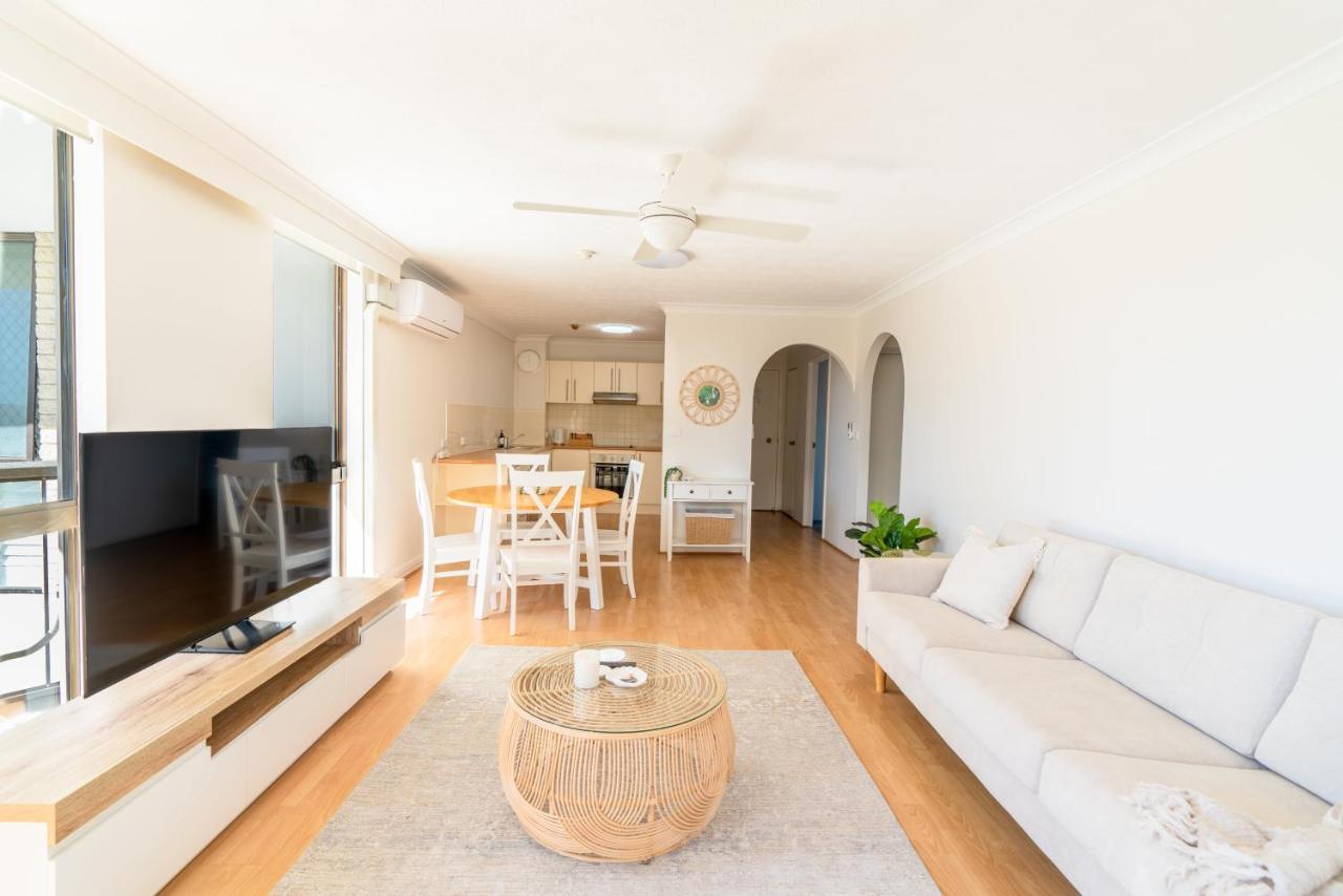 Beach Palms Holiday Apartments 골드코스트 외부 사진